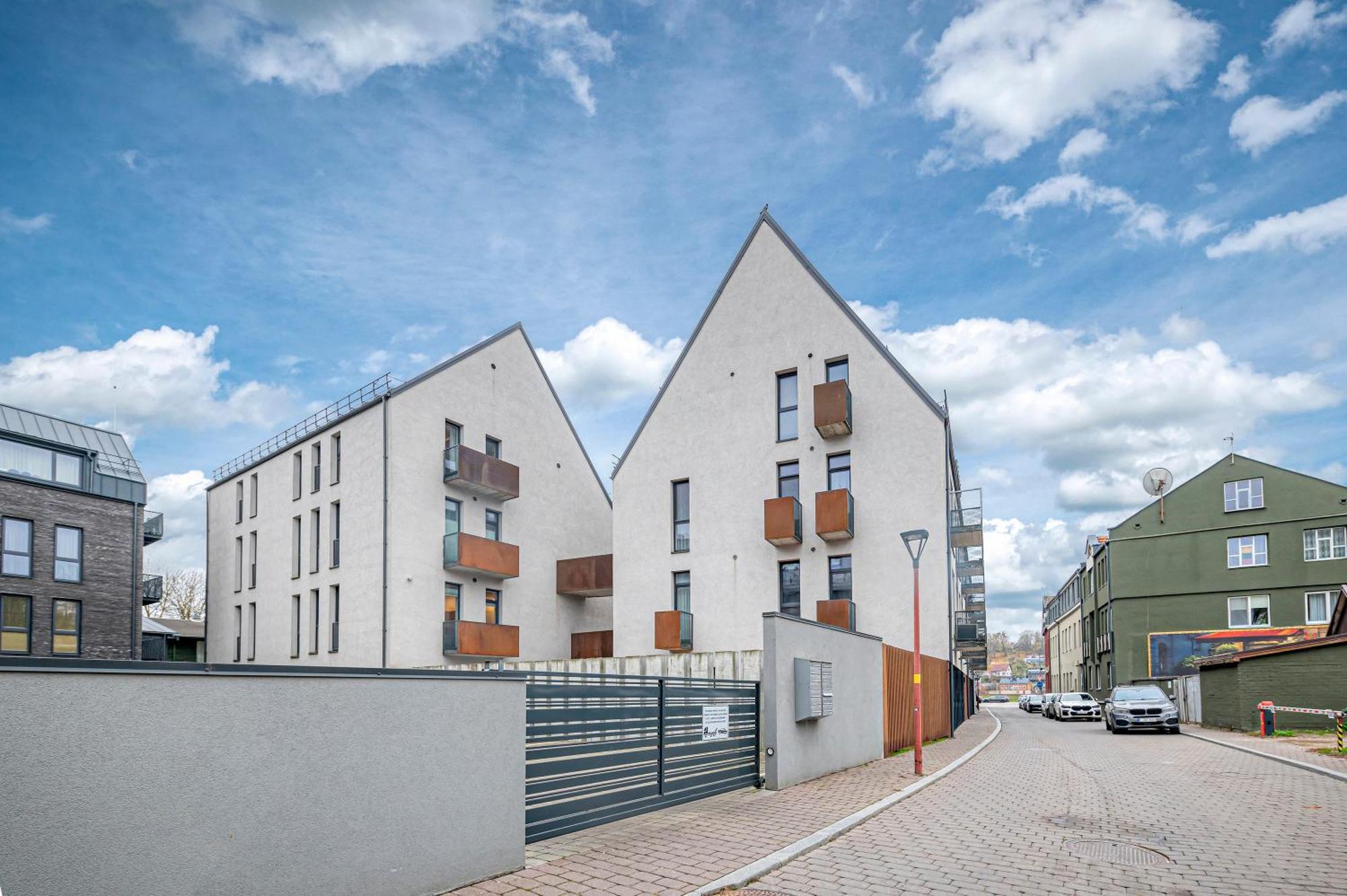 Brand New Studio In Old Town By Hostlovers Kaunas Exterior photo