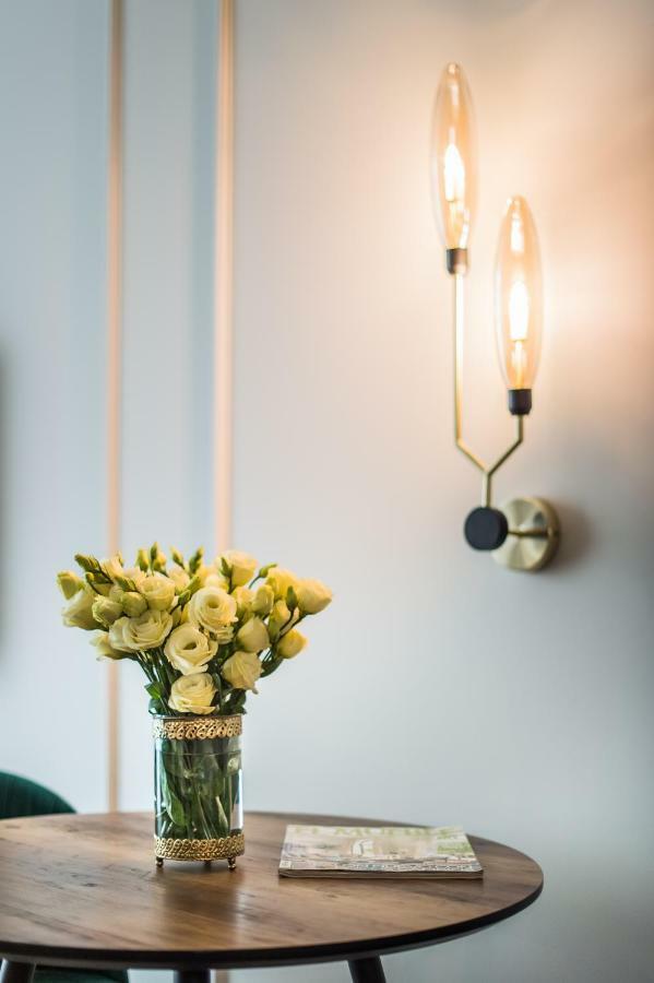Brand New Studio In Old Town By Hostlovers Kaunas Exterior photo